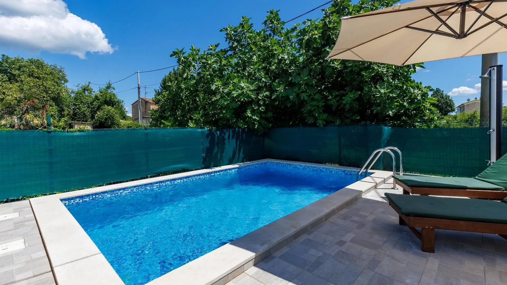 House Papinka With Private Pool & Garden - Happy Rentals 拉宾