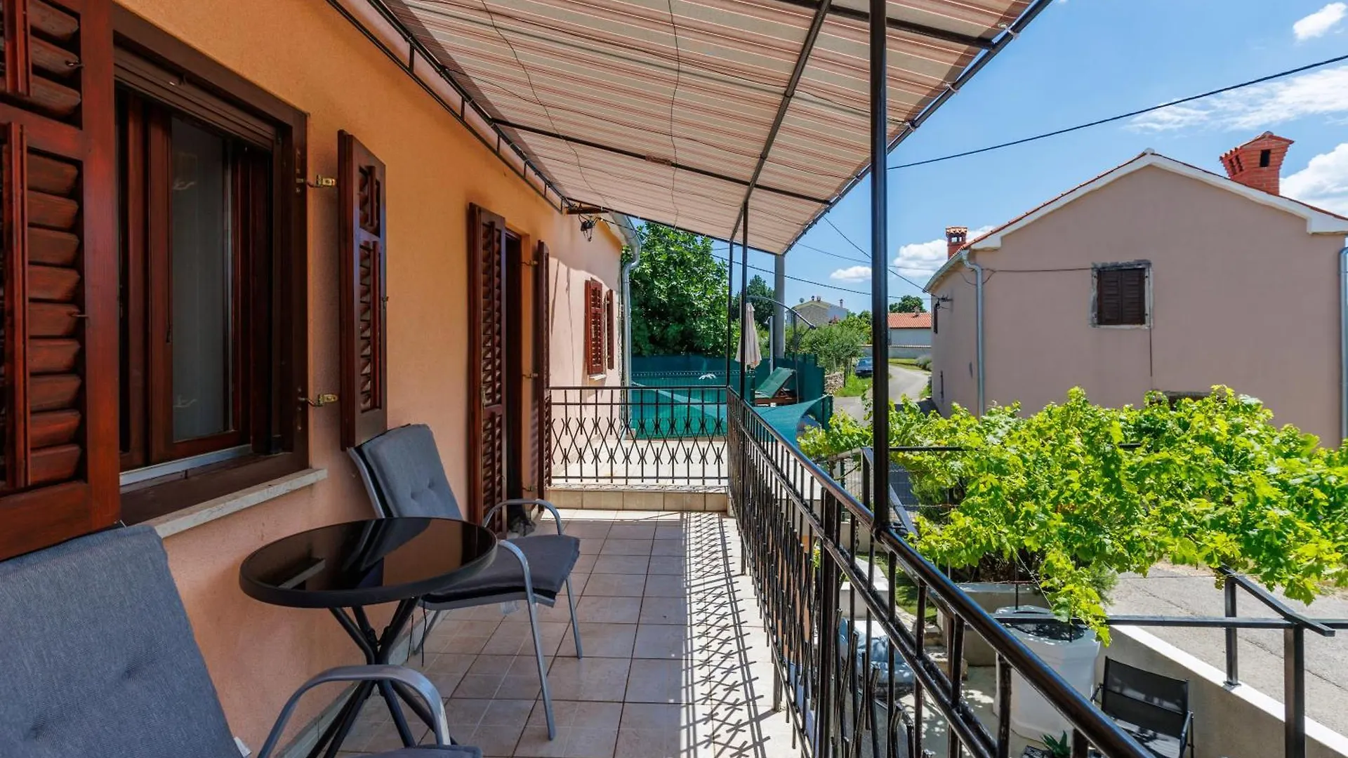 公寓 House Papinka With Private Pool & Garden - Happy Rentals 拉宾