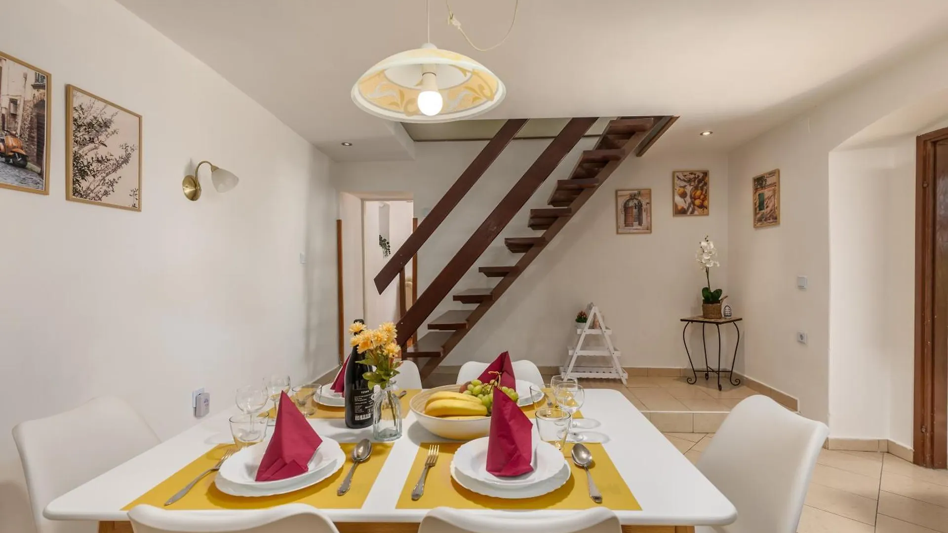 公寓 House Papinka With Private Pool & Garden - Happy Rentals 拉宾